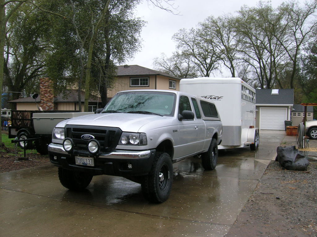 Pulling a horse trailer with a ford ranger #5